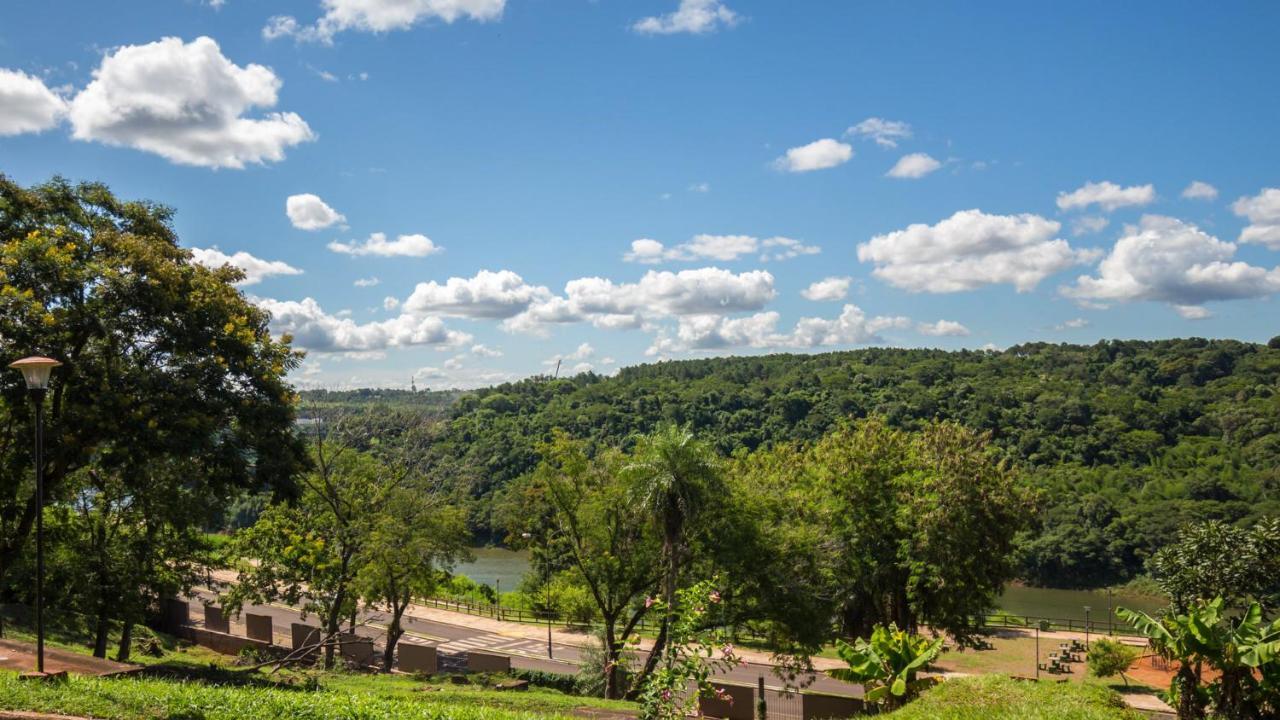פוארטו איגואסו Pirayu Lodge Resort מראה חיצוני תמונה