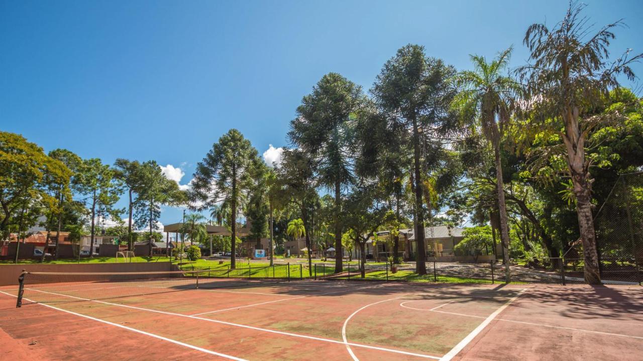 פוארטו איגואסו Pirayu Lodge Resort מראה חיצוני תמונה